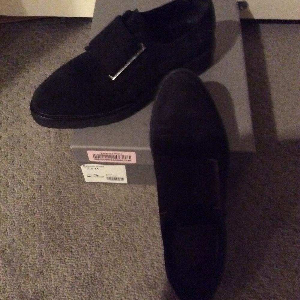 Aquatalia women’s suede shoe